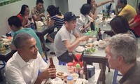 Menikmati masakan Bun Cha Obama