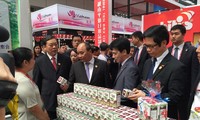 Vietnam memainkan peranan sebagai negara kehormatan di Pekan Raya CAEXPO 2016