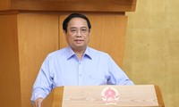 Pham Minh Chinh préside une réunion sur le développement durable de l'économie maritime