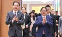 Pham Minh Chinh reçoit le nouvel ambassadeur chinois