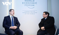 Pham Minh Chinh multiplie ses rencontres à Davos