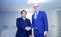 Pham Minh Chinh rencontre Daniel Risch