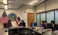 Nguyên Thi Thanh en mission diplomatique en Californie