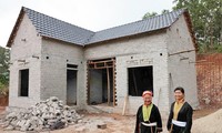 Pham Minh Chinh fixe un objectif national d’éradication des habitations vétustes