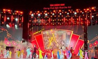Quang Ninh et Lâm Dông célèbrent leur nouvelle configuration administrative