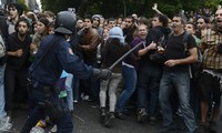 Испания: марш в знак протеста против политики жесткой экономии правительства превратился в насилие