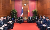 Nguyen Xuan Phuc reçoit le vice-Premier ministre thaïlandais