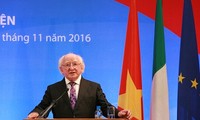 Activités du président irlandais au Vietnam