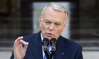 Ayrault : l'opposition syrienne prête à reprendre les négociations sans conditions 