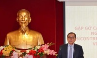 Rencontre avec des chercheurs et experts vietnamiens en France