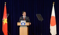 La visite du Premier ministre Shinzo Abe au Vietnam couverte par la presse japonaise