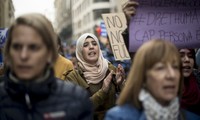 160.000 manifestants à Barcelone pour l'accueil des réfugiés en Espagne