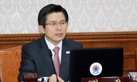 Hwang Kyo-ahn rejette les démissions des conseillers de Park Geun-hye