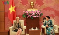 Nguyen Thi Kim Ngan reçoit les ambassadeurs norvégien et tchèque