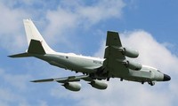 Des avions militaires occidentaux près de la frontière russe