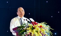 Nguyen Xuan Phuc au 25ème anniversaire de la refondation de la province de Soc Trang