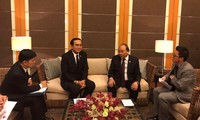 Rencontre Nguyen Xuan Phuc-Prayuth Chan-ocha