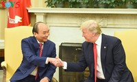 Entretien Nguyen Xuan Phuc-Donald Trump