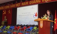  Cadeau de l’ambassade d'Israël aux enfants vietnamiens handicapés