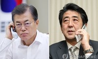 Moon Jae-in et Shinzo Abe d'accord pour résoudre pacifiquement le dossier nucléaire nord-coréen