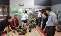 Exposition sur la coutume du bétel des ethnies vietnamiennes