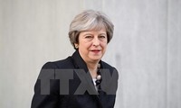 Theresa May va légèrement remanier son gouvernement