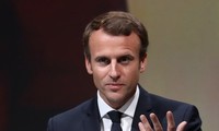 Popularité : Emmanuel Macron chute de 6 points