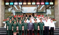 Nguyên Xuân Phuc travaille avec le groupe Viettel