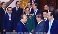 Nguyên Xuân Phuc reçoit son homologue cambodgien Hunsen