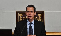 La Cour suprême du Venezuela interdit à Juan Guaido de quitter le territoire