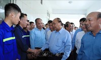 Nguyên Xuân Phuc rencontre des mineurs de Hà Lâm