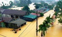 La Banque d’État du Vietnam soutient les sinistrés du Centre