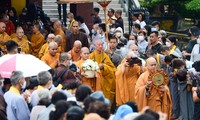 Hommage aux victimes de l’épidémie de Covid-19 à Hô Chi Minh-Ville 