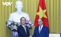 Nguyên Xuân Phuc accueille Hanazumi Hideyo