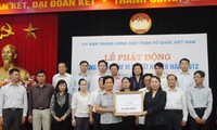 Phát động “Tháng cao điểm vì người nghèo” năm 2012