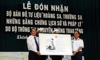 Hai quần đảo Hoàng Sa và Trường Sa là của Việt Nam