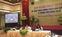 Phó Thủ tướng Vũ Đức Đam dự hội nghị về bảo hiểm y tế