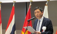 Dua puluh lima tahun Viet Nam masuk ASEAN: Upaya keras Vietnam memberikan sumbangan penting untuk mendorong kepercayaan dan kerjasama di kawasan