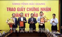 Tỉnh Bắc Giang trao chứng nhận đầu tư cho 2 dự án tổng vốn 132 triệu USD