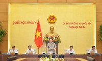 Khai mạc phiên họp thứ 24 của Ủy ban Thường vụ Quốc hội