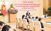 Thủ tướng yêu cầu điều hành linh hoạt, hài hòa giữa lãi suất và tỷ giá phù hợp với tình hình thị trường