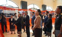 Lào triển lãm ảnh chào mừng kỷ niệm 50 năm giải phóng miền Nam, thống nhất đất nước của Việt Nam