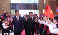 Truyền thông Lào: Chuyến thăm của Chủ tịch nước Thongloun Sisoulith đến Việt Nam góp phần thắt chặt quan hệ song phương