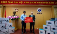 Vingroup มอบเครื่องช่วยหายใจ 3000 เครื่องให้แก่กระทรวงสาธารณสุข