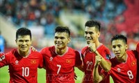 ทีมฟุตบอลชายเวียดนามเอาชนะทีมฟิลิปปินส์ 3-2 ในการแข่งขันฟุตบอลโลกรอบคัดเลือก โซนเอเชียรอบที่ 2 กลุ่ม F