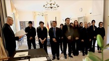 Посольство Вьетнама в Германии организовало церемонию прощания с бывшим президентом Чан Дык Лыонгом 