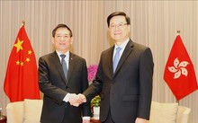 Вице-премьер Хо Дык Фок провел встречу с главой Специального административного района Гонконг