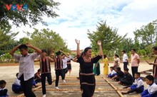 Memikirkan Pelajar Etnis Minoritas di Kabupaten Phu Thien, Provinsi Gia Lai
