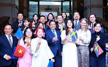 Thủ tướng Phạm Minh Chính thăm Đại học Kinh tế Stockholm