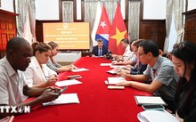 XIVe Congrès national du PCV: les journalistes cubains saluent les réussites du développement vietnamien